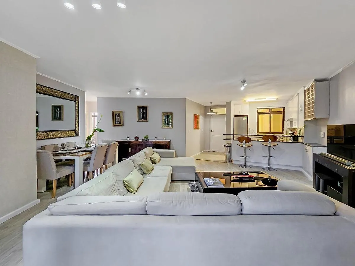 Walkable, Pools, Park And Great For Families