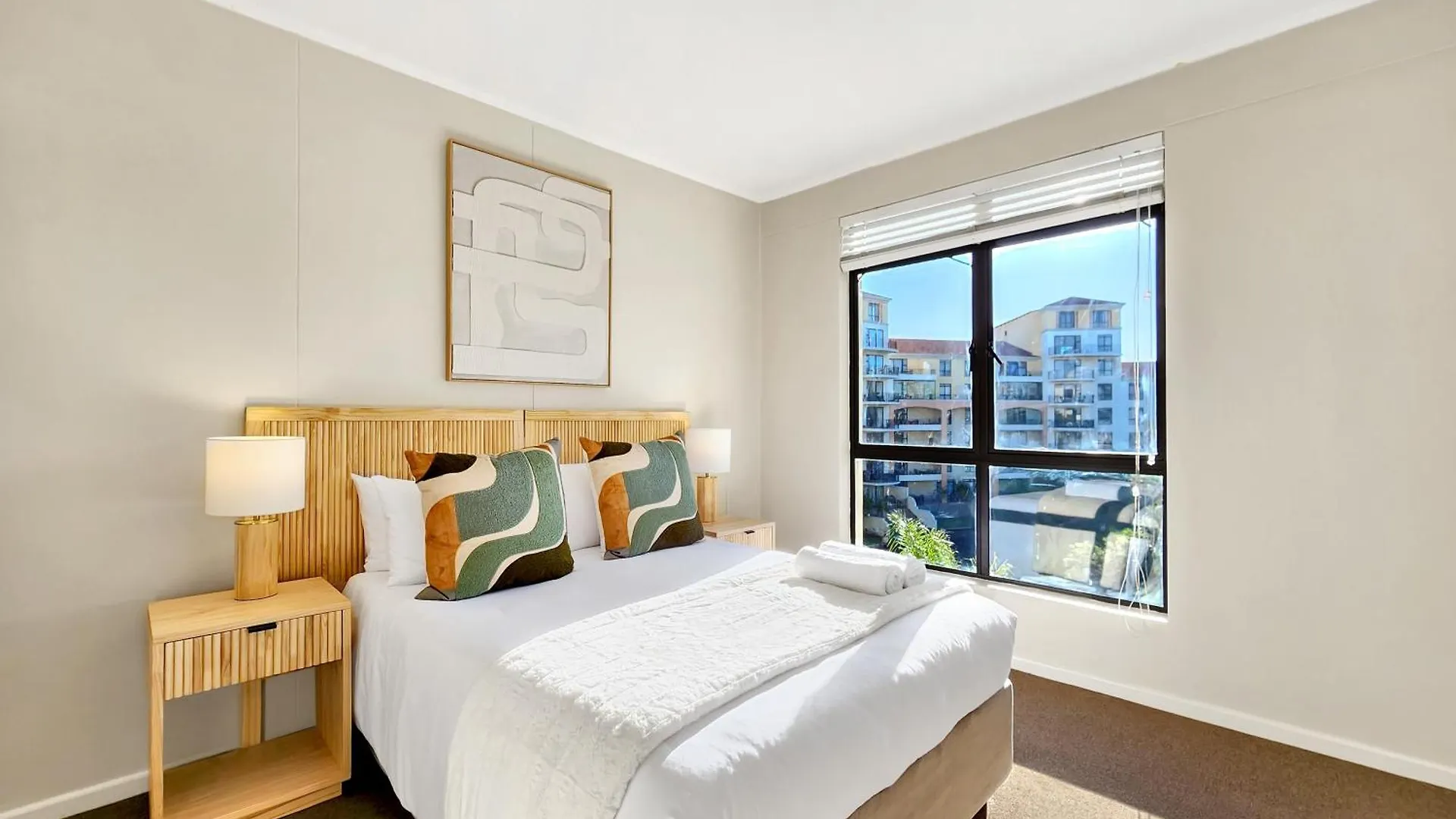 Walkable, Pools, Park And Great For Families Cape Town